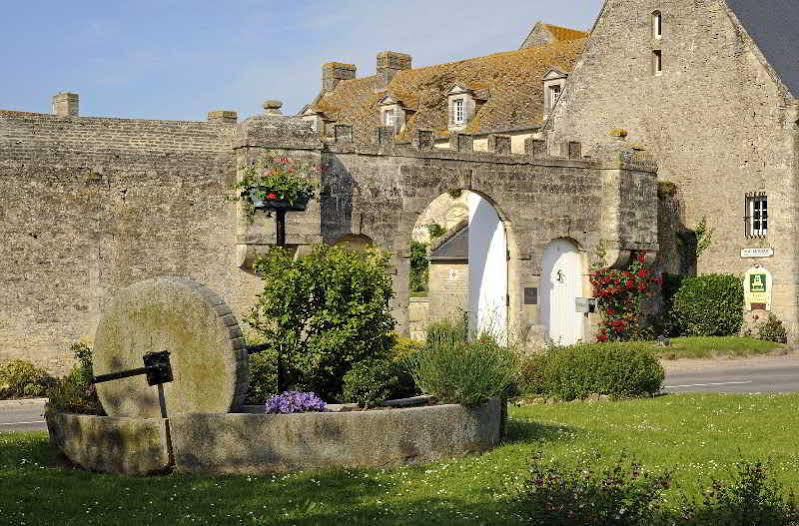 Domaine De La Ranconniere Et De Mathan Crepon ภายนอก รูปภาพ